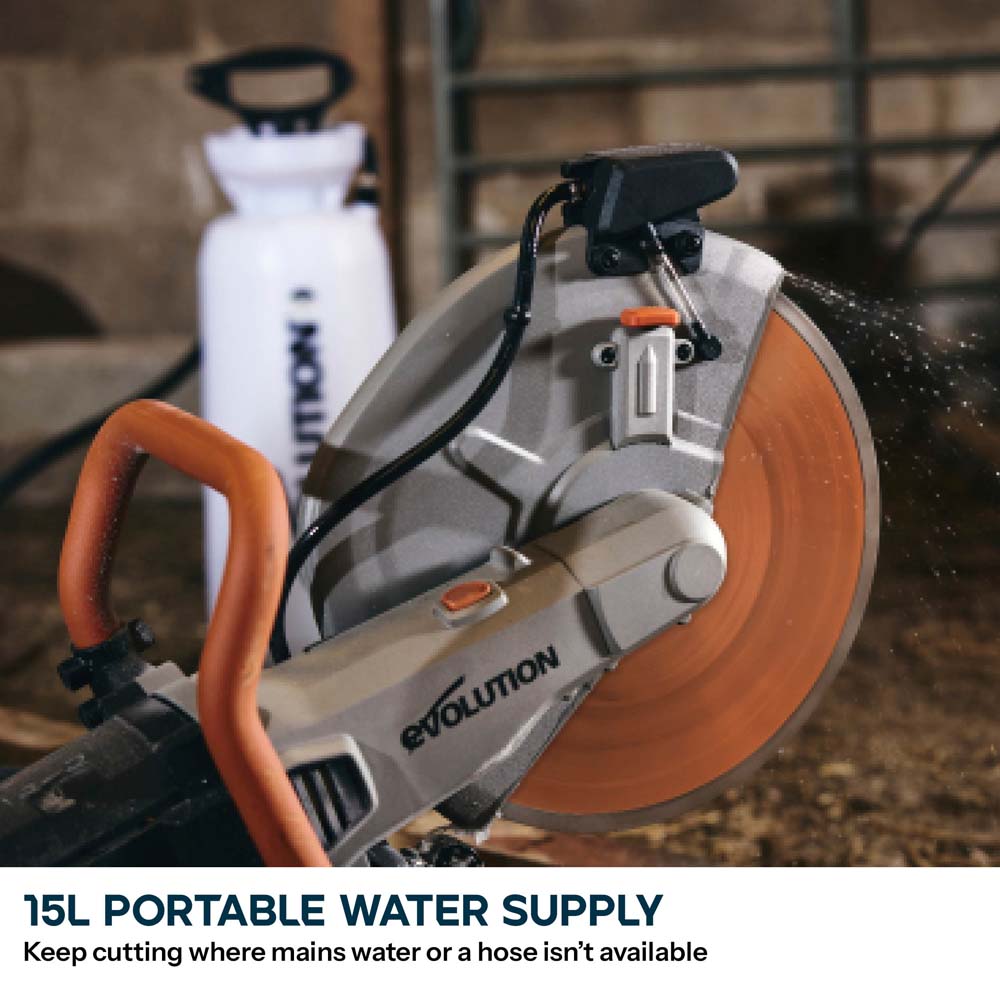 Evolution 15L Pressurised Water Tank with Hand Pump and 3m Hose for Dust Suppression