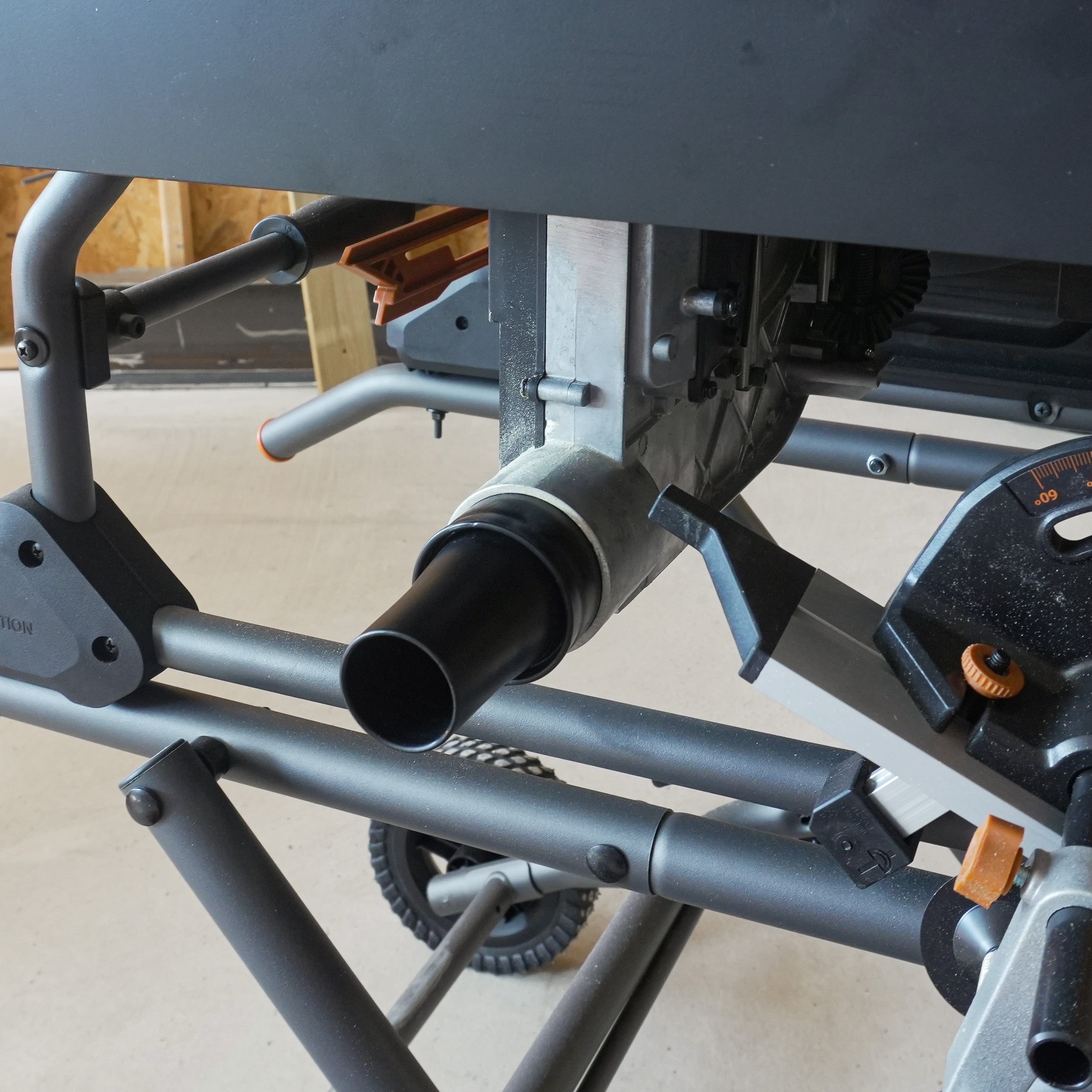 Maxi Vacuum Adaptor For all TBL Table Saws & R15 and R11 Workshop Vacuums.