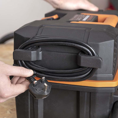 Evolution R15VAC 1000 Watt 15L Wet & Dry Workshop Vacuum Cleaner Dust Extractor With 1700W Power Take-off_Refurbished Grade-B